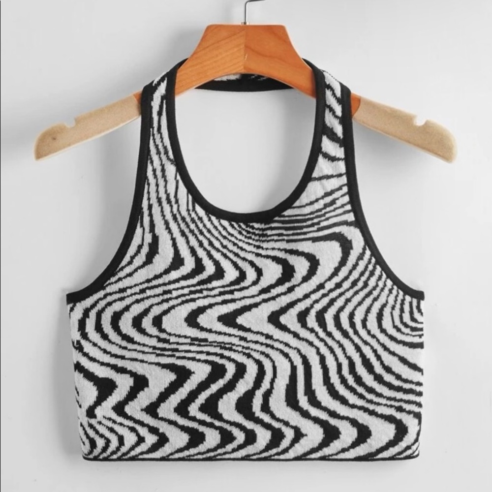 Waves pattern ribbed knit halter top
